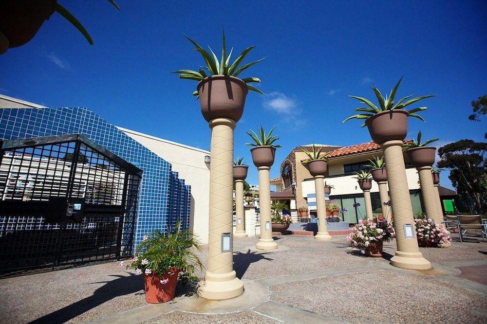 Holiday Inn Express San Diego Airport-Old Town, An Ihg Hotel Exterior photo